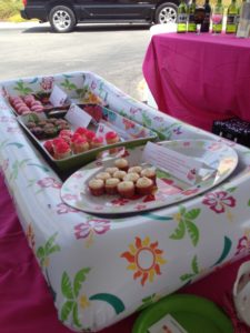 Friday Fun Day LOTW cupcakes